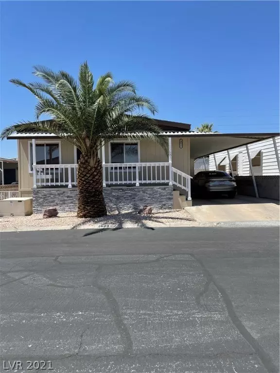 Las Vegas, NV 89103,4623 Royal Ridge Lane