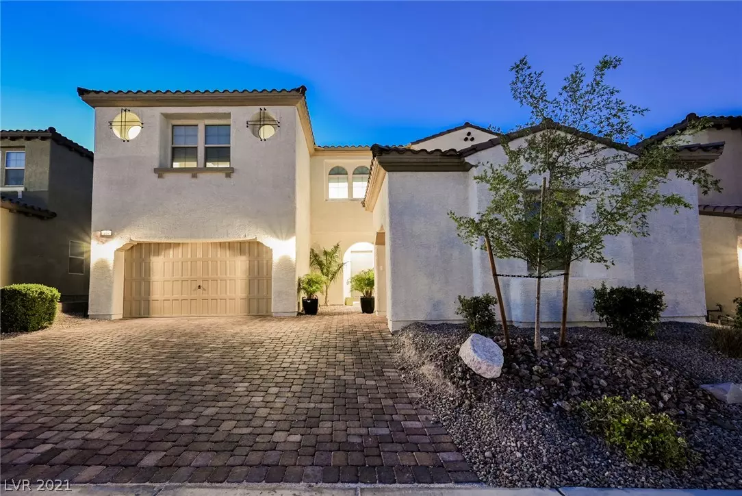 Las Vegas, NV 89148,364 Bronze Creek Court