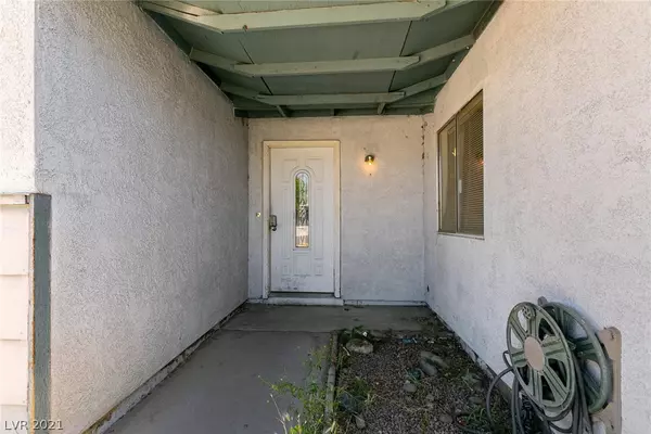 Las Vegas, NV 89110,563 Airshire Court