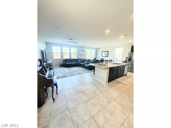 Las Vegas, NV 89166,10170 Brooke Rise Avenue