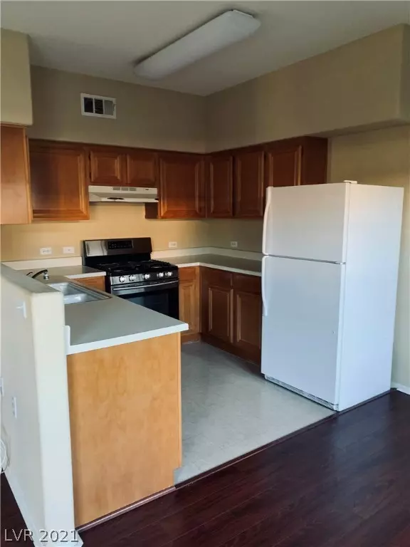 Las Vegas, NV 89122,3400 Cabana Drive #1109