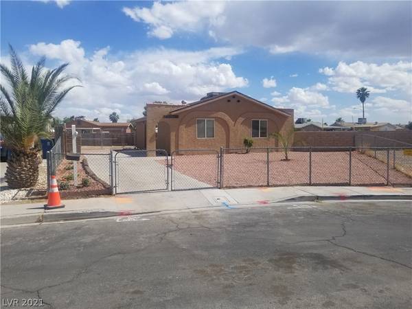 2703 Encino Circle, North Las Vegas, NV 89030