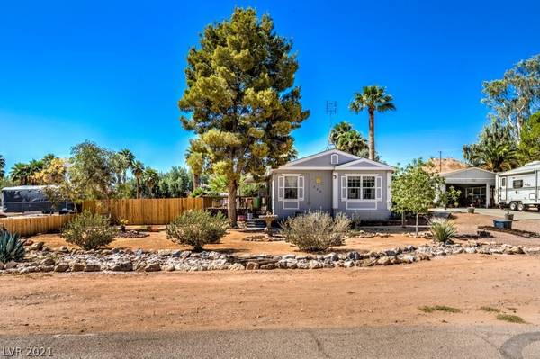 559 Cox Avenue, Overton, NV 89040