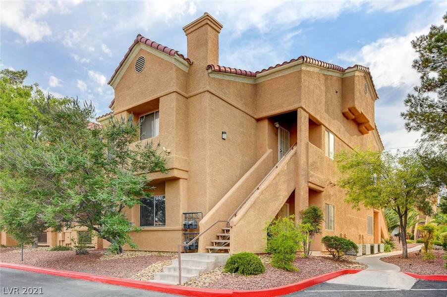 900 Heavenly Hills Court #105, Las Vegas, NV 89145