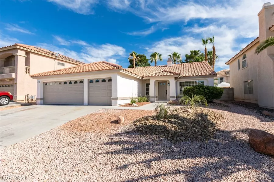 8232 Mountain Heather Court, Las Vegas, NV 89149