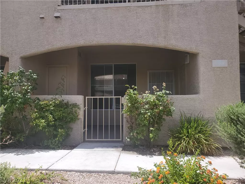 Las Vegas, NV 89108,1401 N Michael Way #143