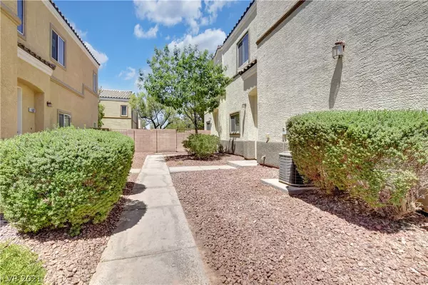 North Las Vegas, NV 89081,6317 ROLLING ROSE Street #2