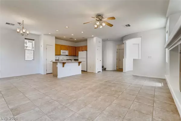 Las Vegas, NV 89148,8973 Quintessa Cove Street