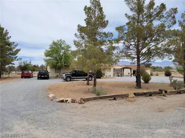 300 Starlight Drive, Pahrump, NV 89048