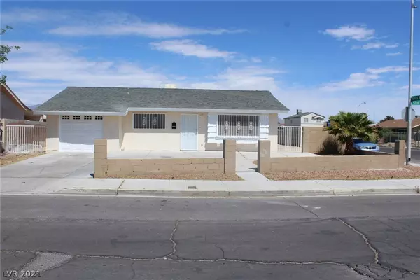 Las Vegas, NV 89115,3590 Clear Lake Court