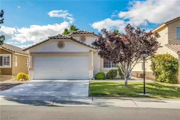 Las Vegas, NV 89143,8932 Iron Hitch Avenue