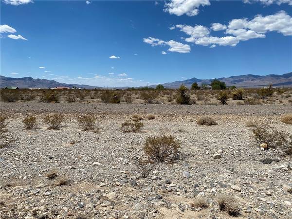 2400 E Christine Way, Pahrump, NV 89060