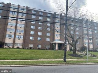 860 LOWER FERRY RD #4M, Ewing, NJ 08628