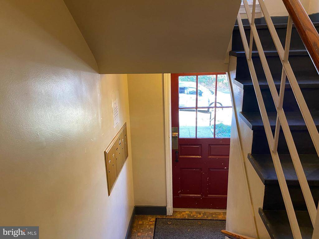 Washington, DC 20008,3310 27TH ST NW #4