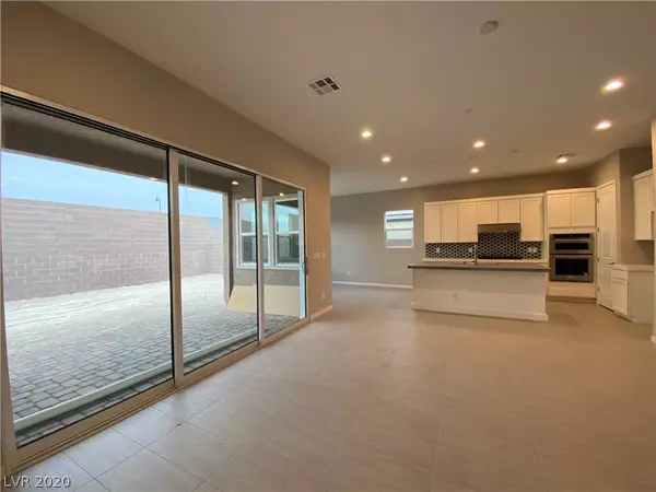 Henderson, NV 89044,3387 Peak View Avenue