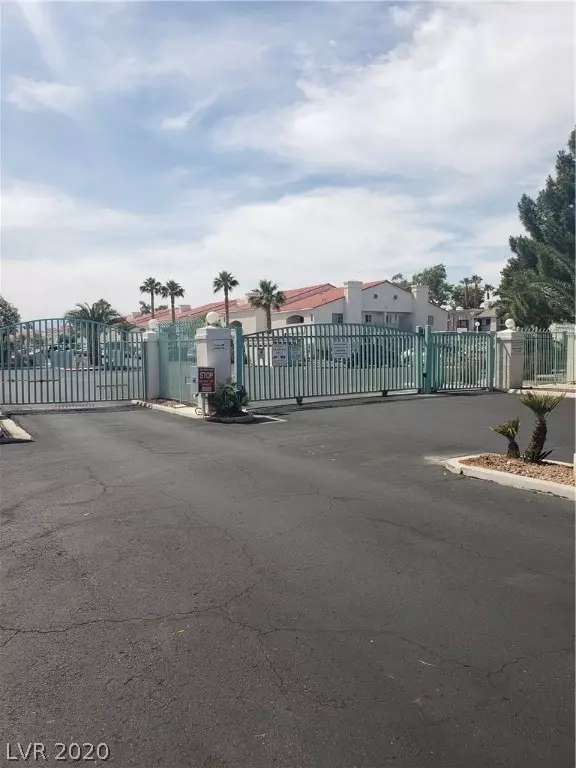 Las Vegas, NV 89121,2725 S Nellis Boulevard #2103