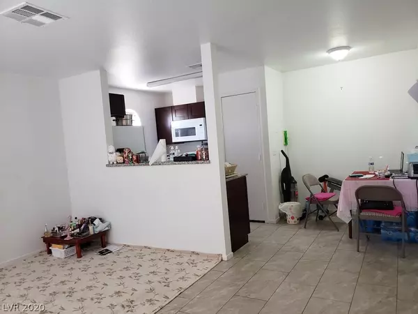 Las Vegas, NV 89103,3683 Lucido Drive #24