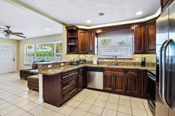 Jupiter, FL 33469,3429 Palm CT