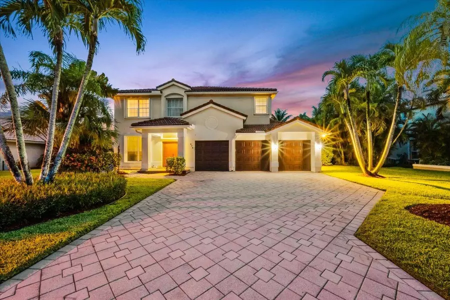 678 Cypress Green CIR, Wellington, FL 33414