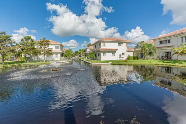 Vero Beach, FL 32962,500 7th SQ 201