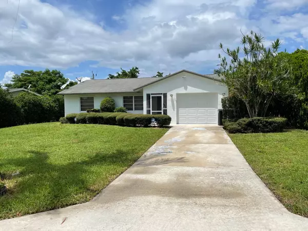 3547 Brooklyn LN, Lake Worth, FL 33461