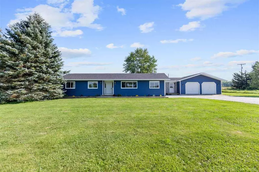 14575 Belle River Rd, Berlin, MI 48002