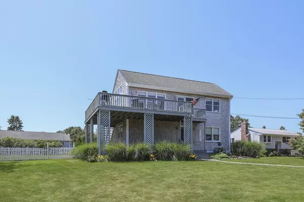 Little Compton, RI 02837,35 Wild Cherry Dr