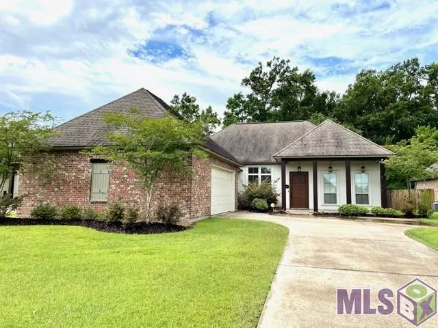 16403 PARKER PLACE DR, Prairieville, LA 70769