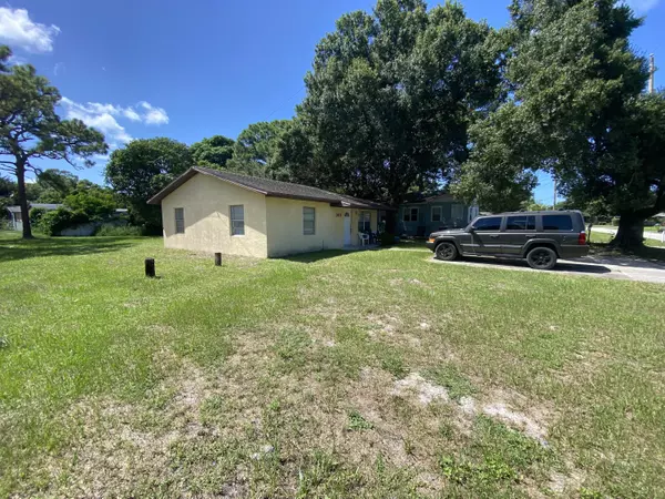 Fort Pierce, FL 34950,301 N 20th ST