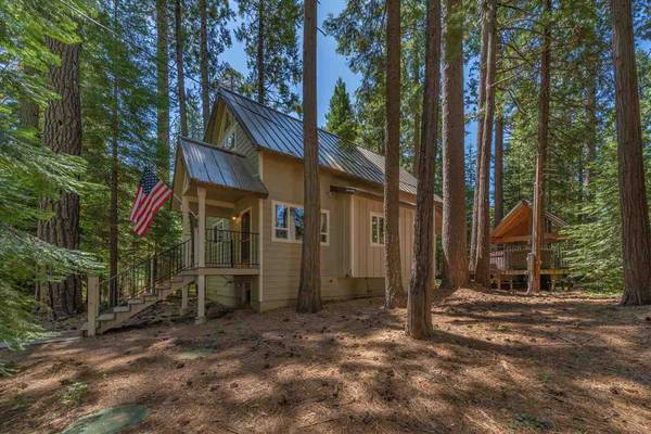 892 Blue Canyon Road, Emigrant Gap, CA 95715