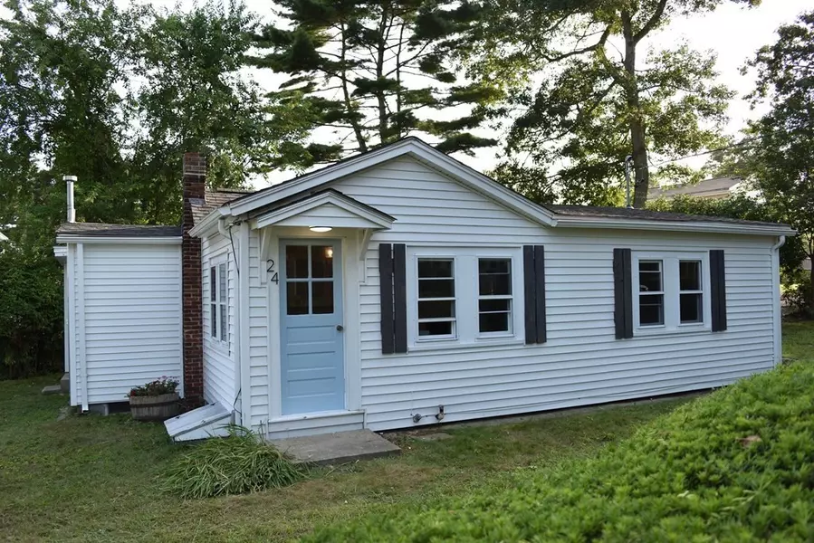 24 Butler St, Wareham, MA 02532