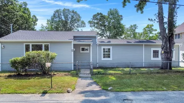 5 Winter Street, Wareham, MA 02576