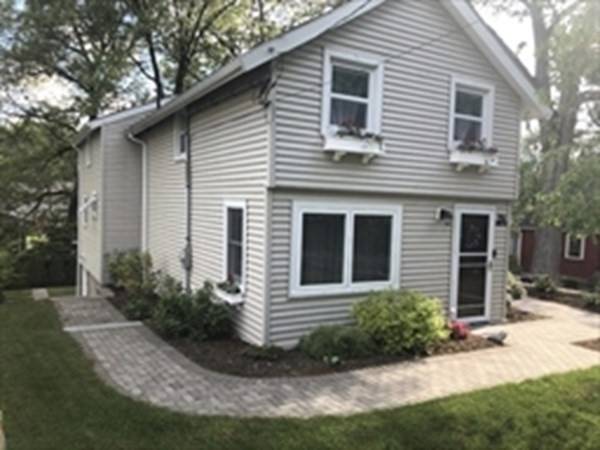 26 Dudley Rd, Wayland, MA 01778