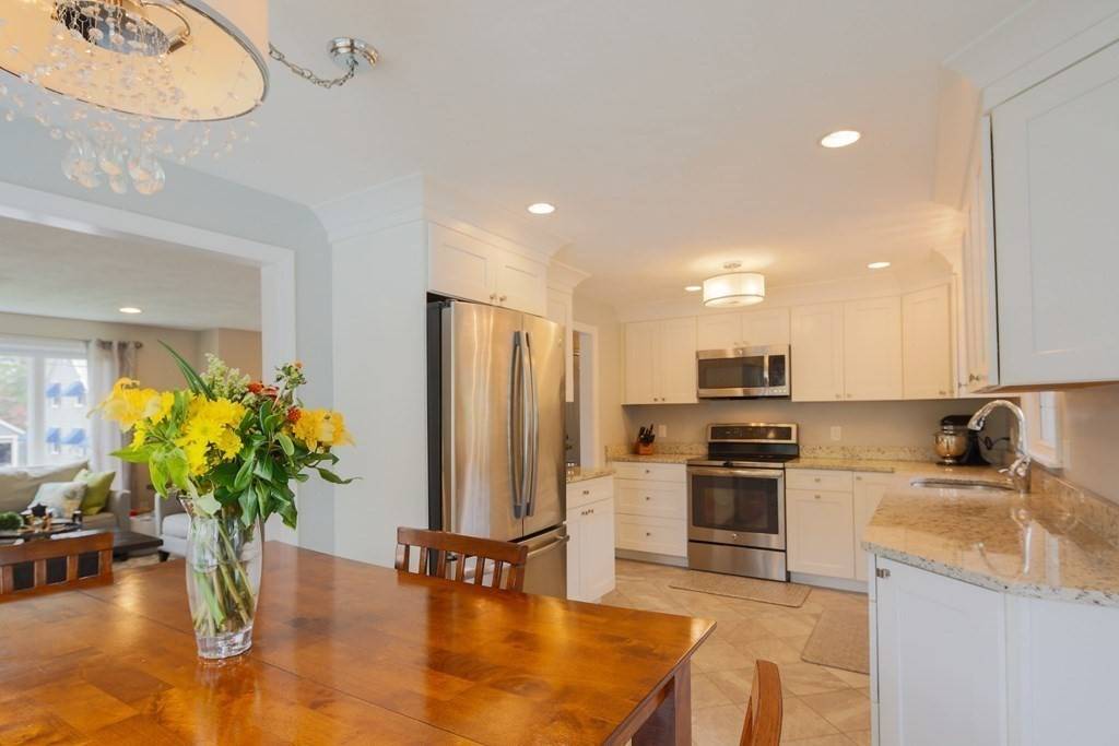 Woburn, MA 01801,5 Henry Ave.