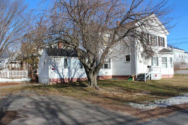 Barnstable, MA 02601,43 Pleasant St