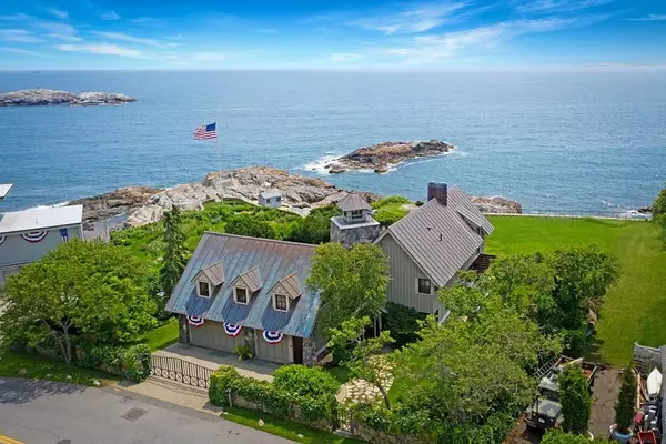 425 Ocean Ave, Marblehead, MA 01945