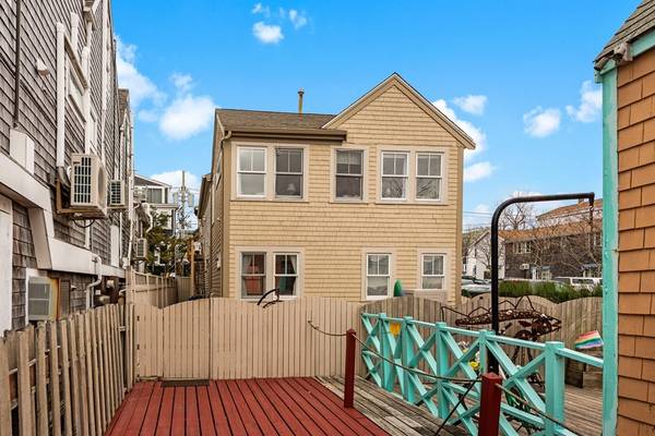 Provincetown, MA 02657,361b Commercial #U3