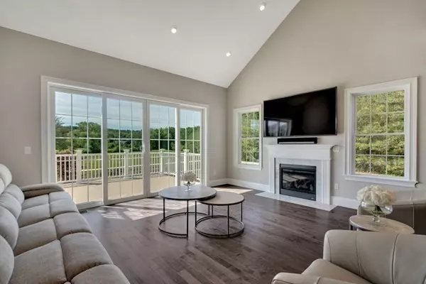 Sharon, MA 02067,27 Cape Club Drive