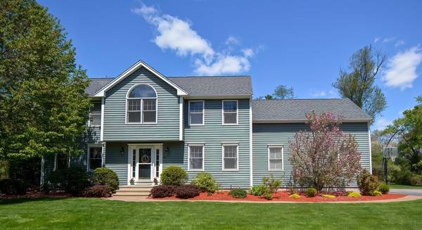 20 Roosevelt Ln, Hopkinton, MA 01748