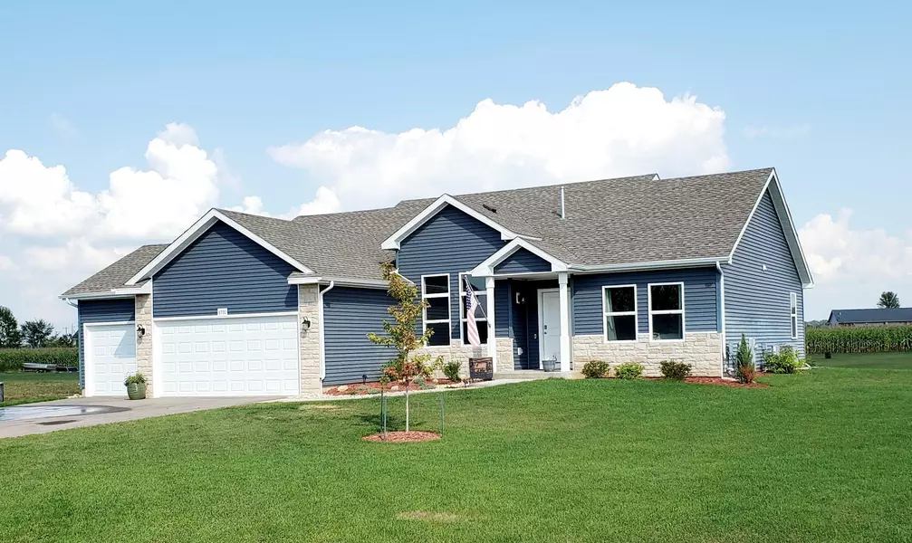 N8790 Hannah Rd, Belleville, WI 53508