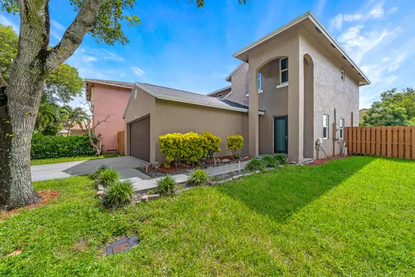 2385 NW 33rd TER, Coconut Creek, FL 33066