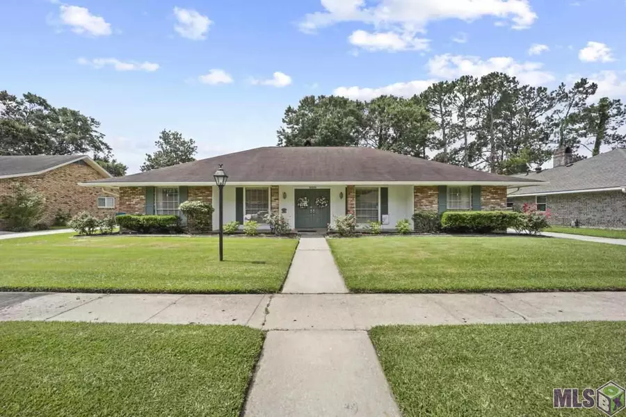 13308 WENHAM AVE, Baton Rouge, LA 70815