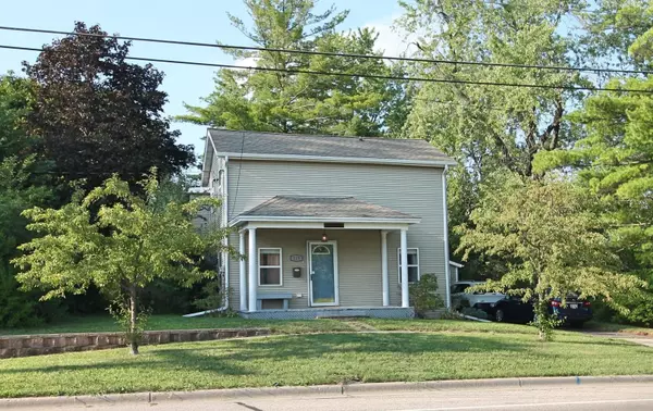 119 W Washington St, Delavan, WI 53115