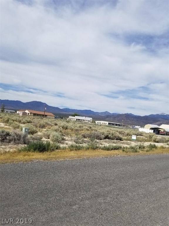 2920 E DEERSKIN Street, Pahrump, NV 89048