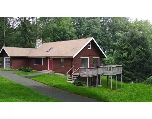 161 General Knox Road, Russell, MA 01071