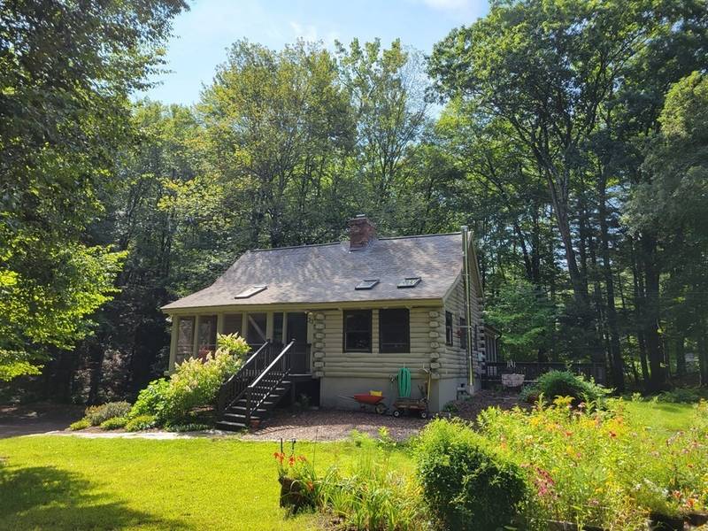 33 Long Plain Rd, Leverett, MA 01054