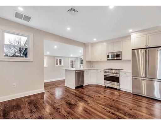 31 Oak #2, Wellesley, MA 02482