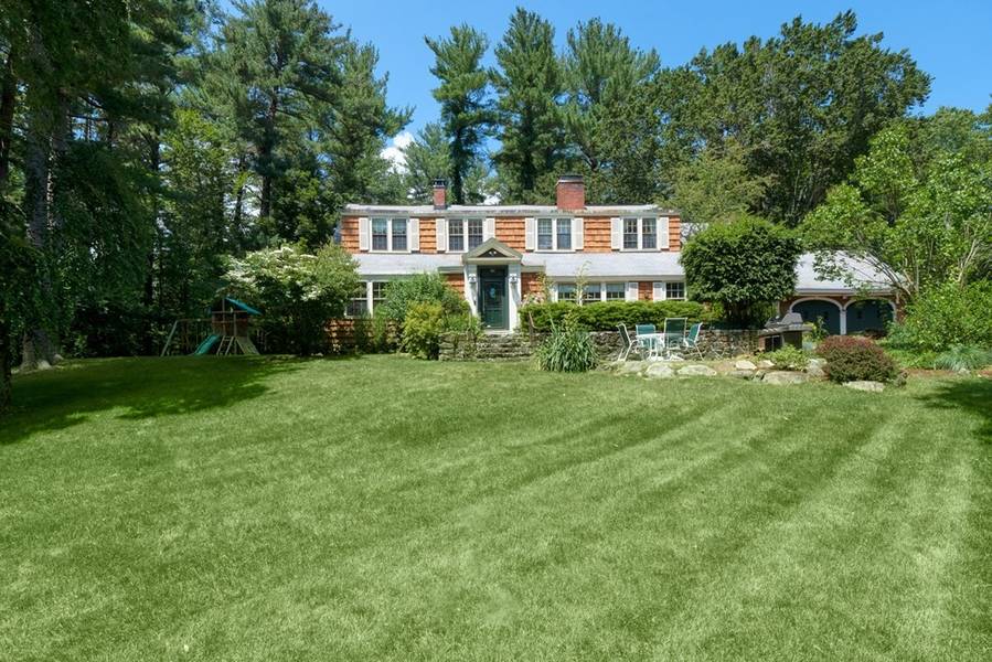 1 Lantern Ln, Georgetown, MA 01833