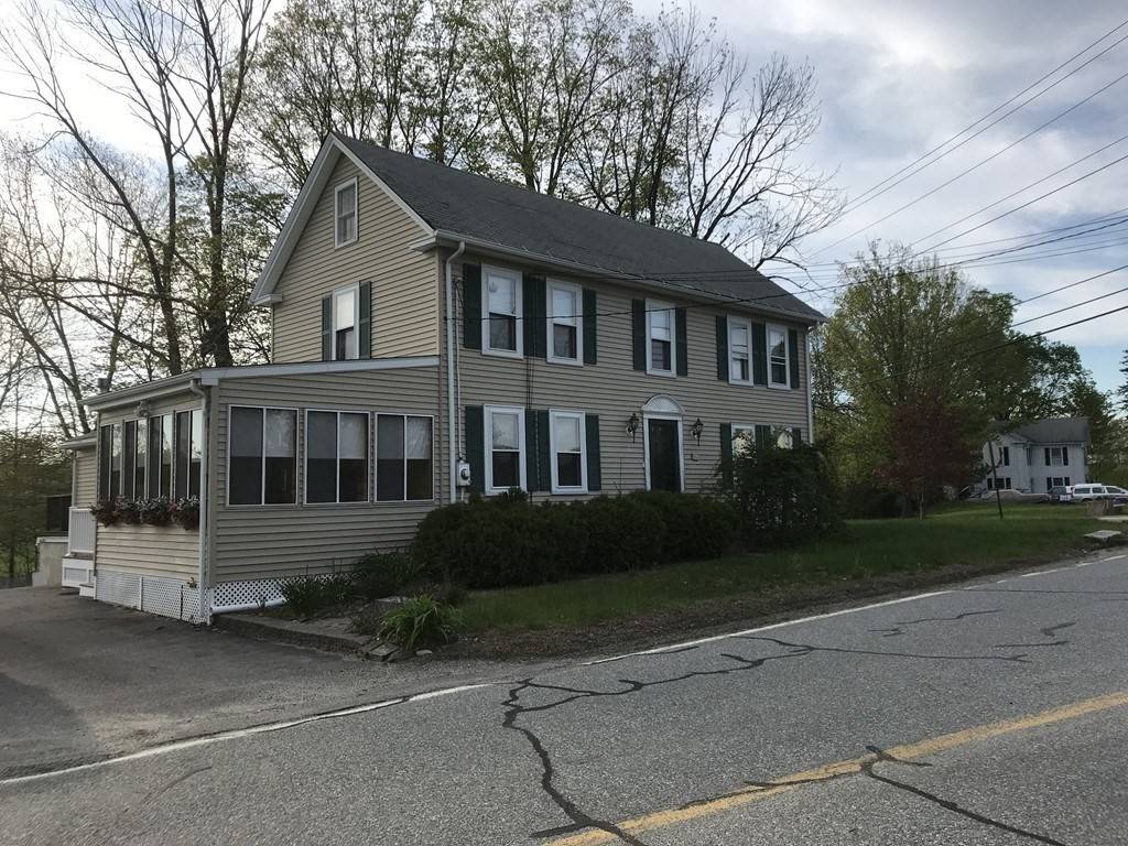 261 Pleasant St,  Berlin,  MA 01503