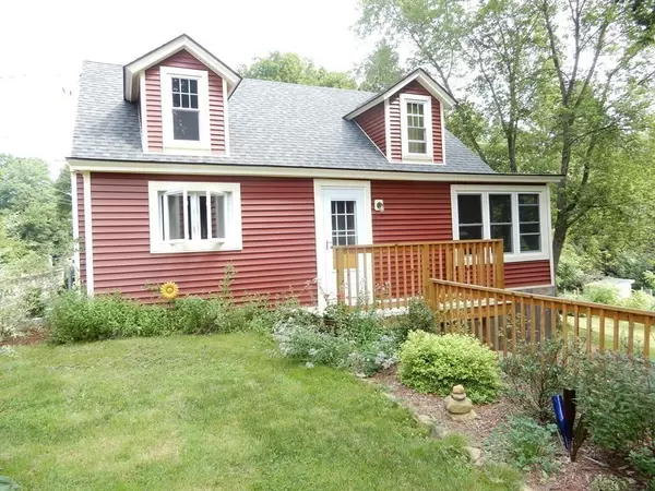 28 Bell Street, North Brookfield, MA 01535